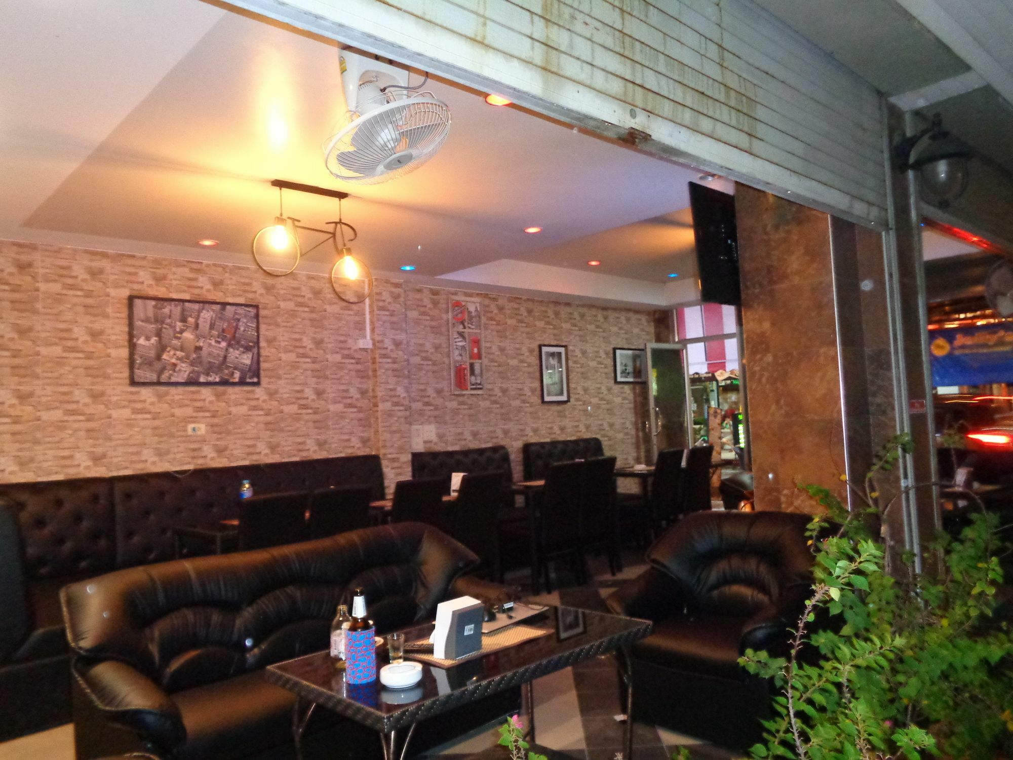 Chill Inn Pattaya Εξωτερικό φωτογραφία